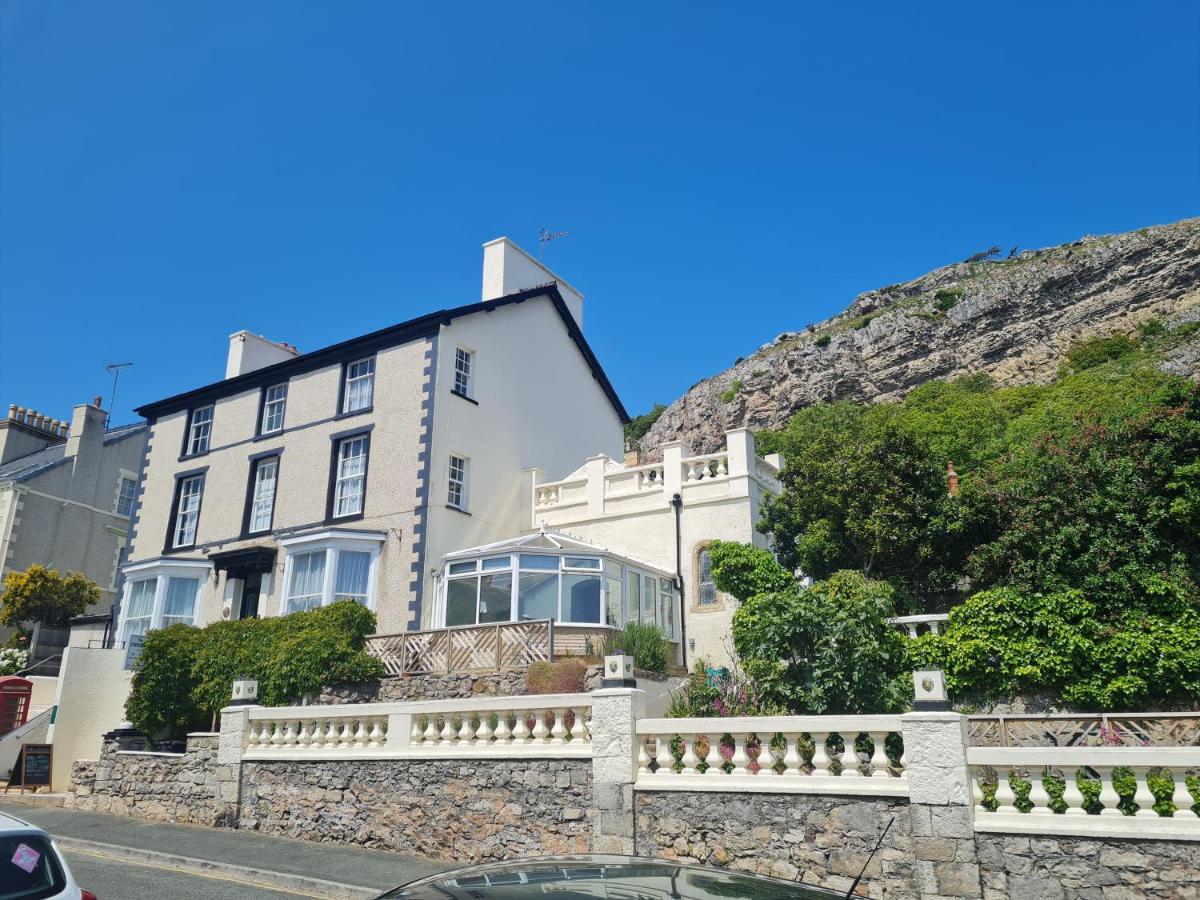 The Chelsea Bed and Breakfast Llandudno Eksteriør billede