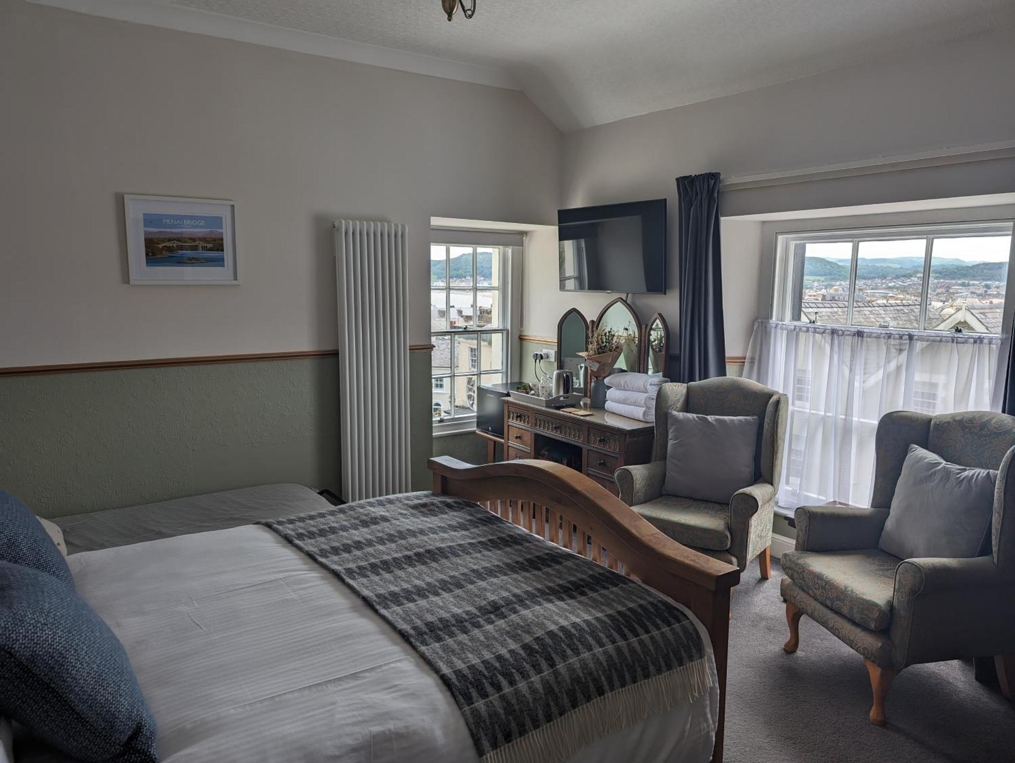 The Chelsea Bed and Breakfast Llandudno Eksteriør billede