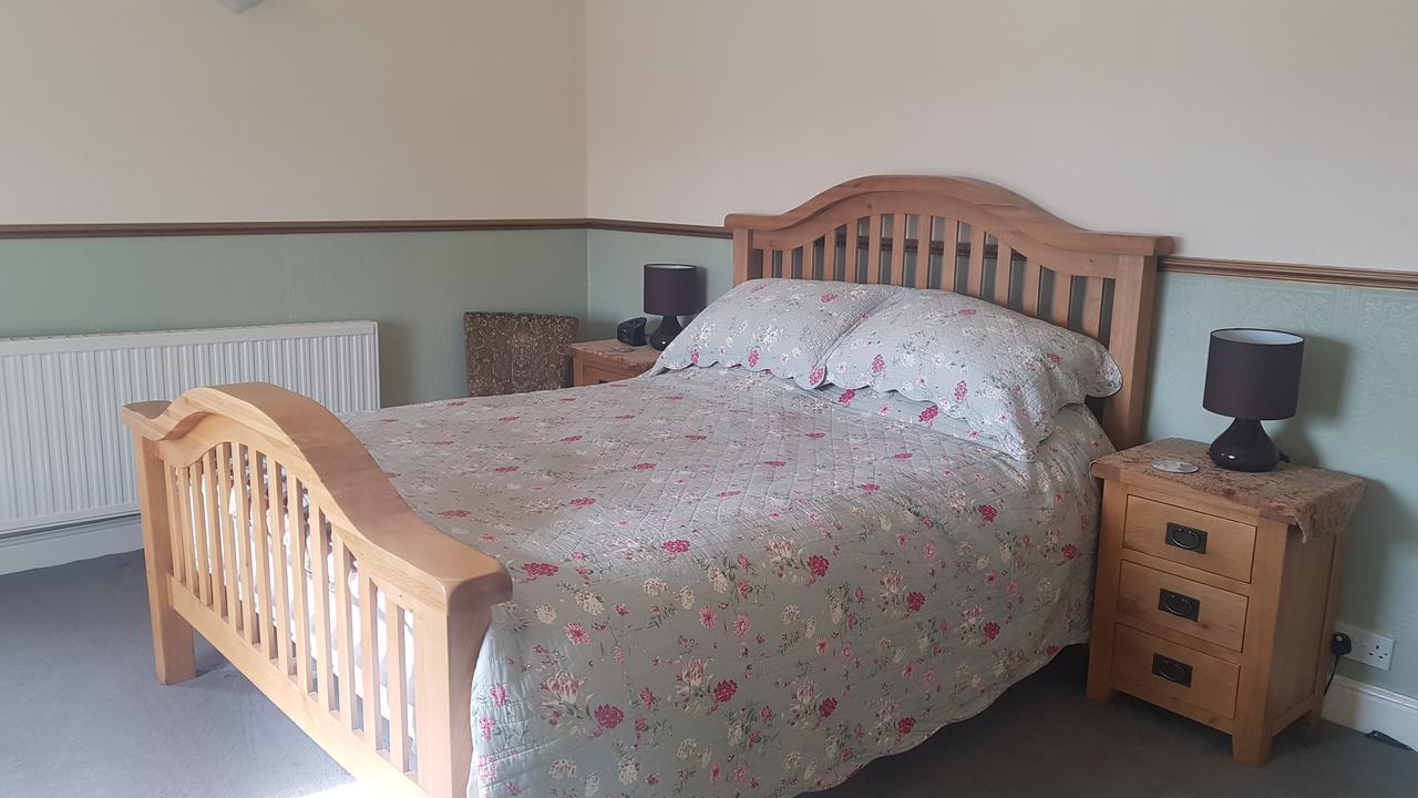 The Chelsea Bed and Breakfast Llandudno Eksteriør billede