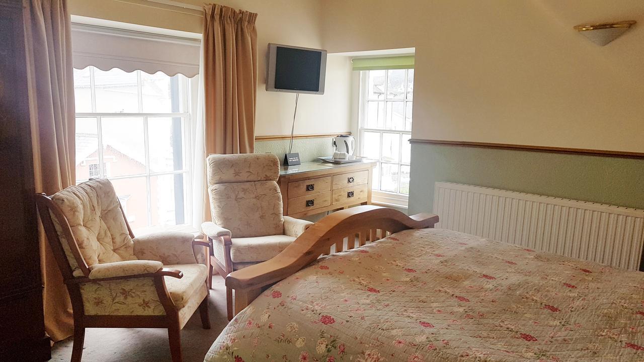 The Chelsea Bed and Breakfast Llandudno Eksteriør billede