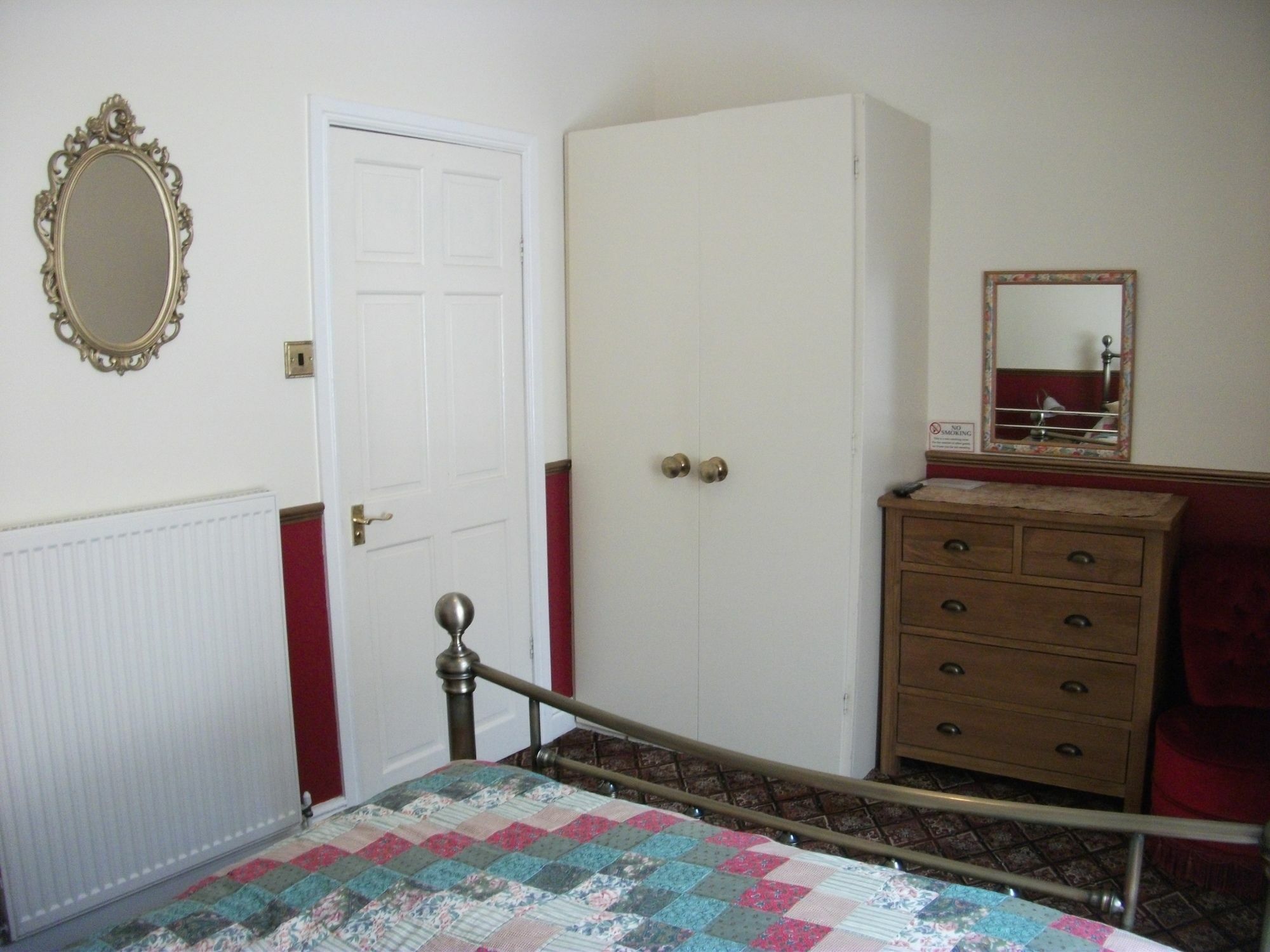 The Chelsea Bed and Breakfast Llandudno Eksteriør billede