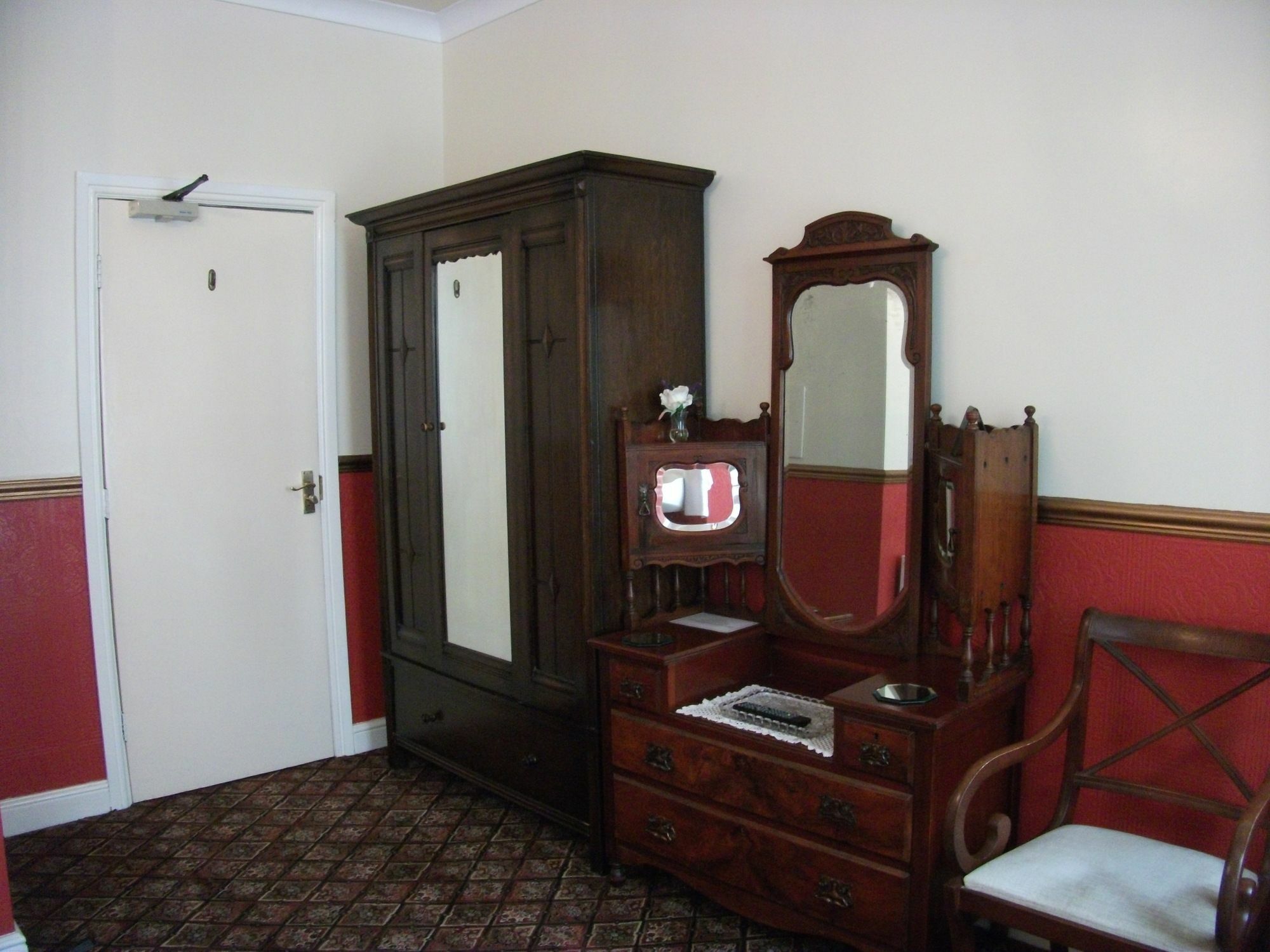 The Chelsea Bed and Breakfast Llandudno Eksteriør billede